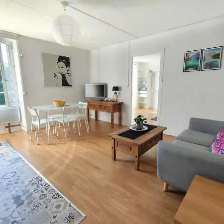 Number 22 - Le Dorat - Apartment 4 With Garden & Free Parking Buitenkant foto