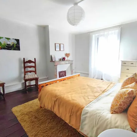 Number 22 - Le Dorat - Apartment 4 With Garden & Free Parking Buitenkant foto