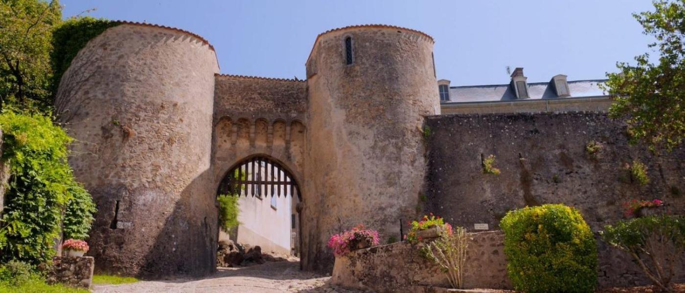 Number 22 - - 4 With Garden & Free Parking Apartment
